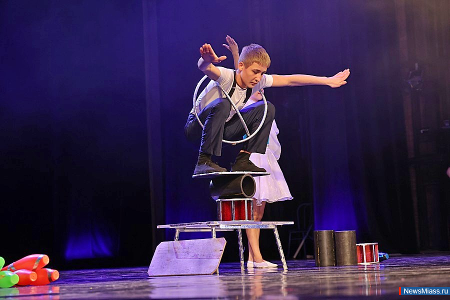 "��������� ��������" �������� �� ����� ������. �������� ��������� "����" � ������ ���������� ������ "�������" ���������� �������� ������ ������� �������� ���������