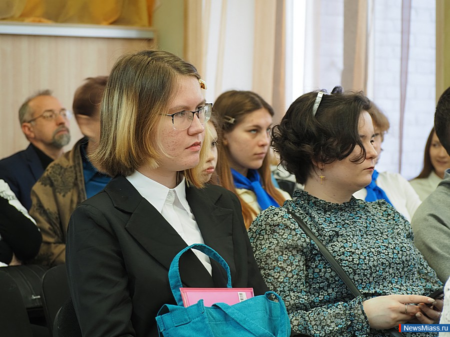 "����������� ������" ������ � �������� ������������� �����. � 13-� ������� ����������� ������� ������� ������������� ������ ���������