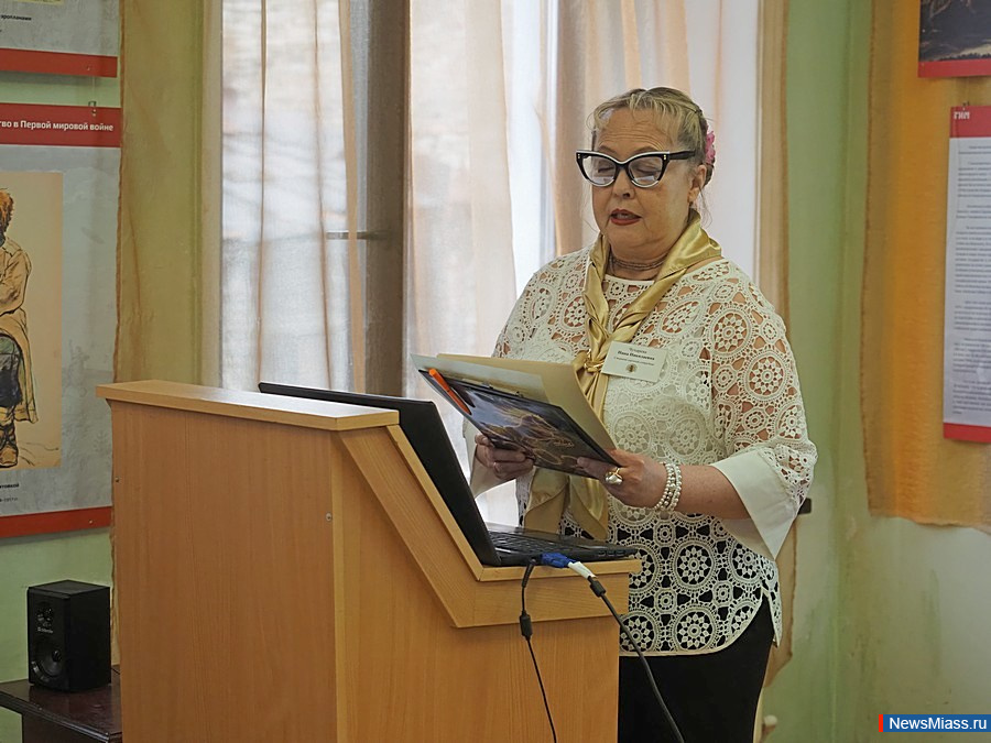 "����������� ������" ������ � �������� ������������� �����. � 13-� ������� ����������� ������� ������� ������������� ������ ���������