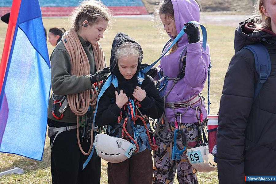 ����� ������ ���������� ������������ �� ����������� �������. �� ������ ����������� ����� 300 ����������� �� ������ ��������������� �������