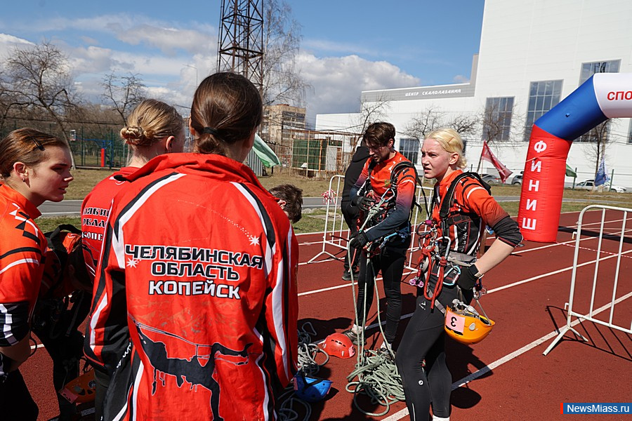 ����� ������ ���������� ������������ �� ����������� �������. �� ������ ����������� ����� 300 ����������� �� ������ ��������������� �������