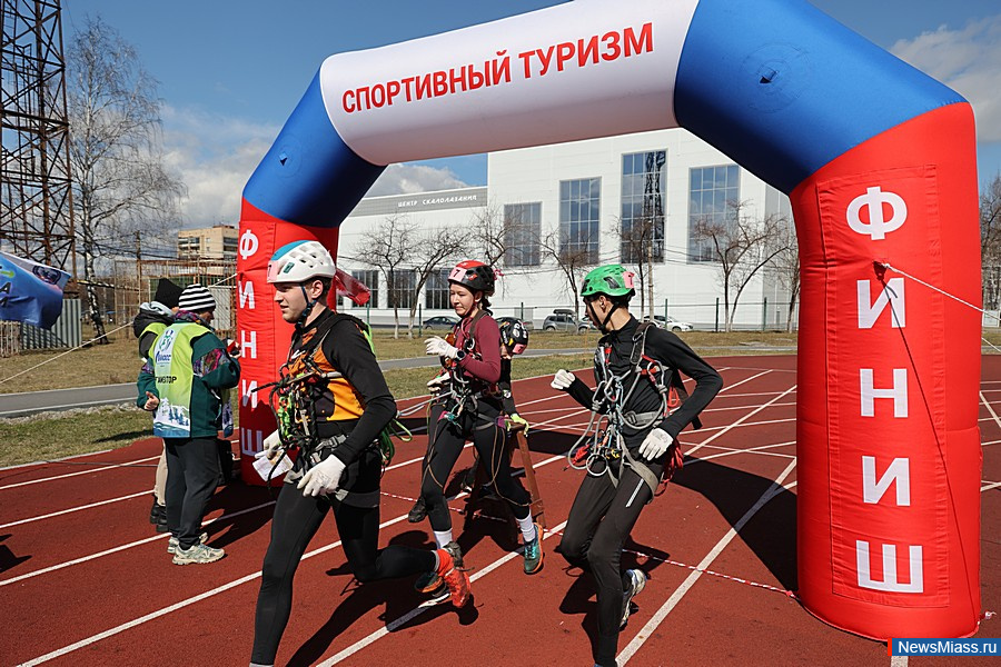 ����� ������ ���������� ������������ �� ����������� �������. �� ������ ����������� ����� 300 ����������� �� ������ ��������������� �������