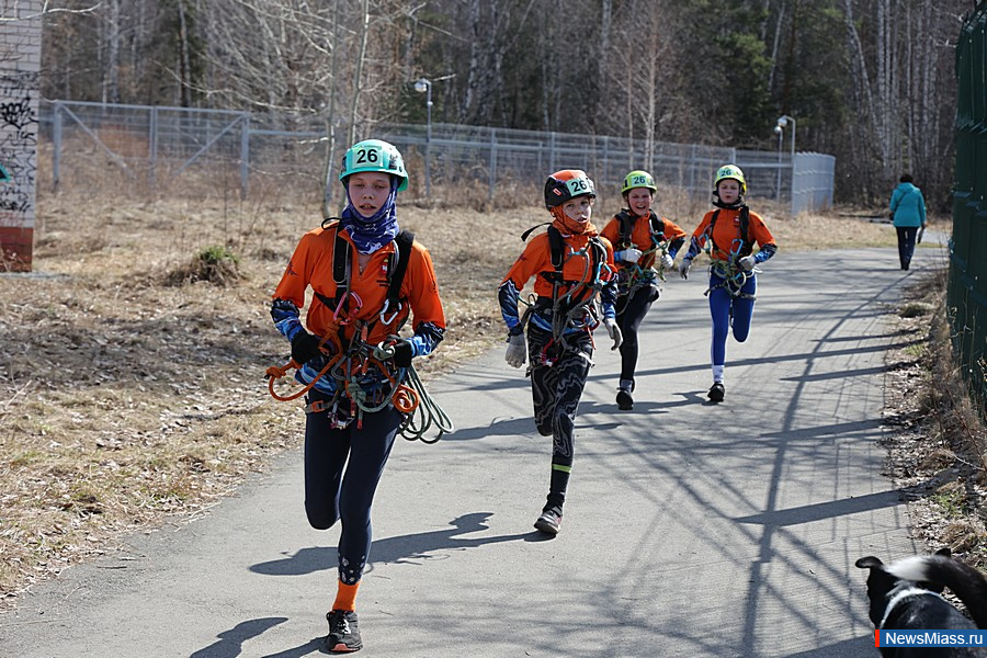 ����� ������ ���������� ������������ �� ����������� �������. �� ������ ����������� ����� 300 ����������� �� ������ ��������������� �������