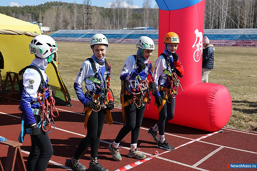 ����� ������ ���������� ������������ �� ����������� �������. �� ������ ����������� ����� 300 ����������� �� ������ ��������������� �������