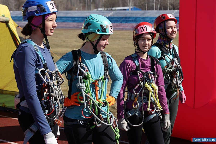 ����� ������ ���������� ������������ �� ����������� �������. �� ������ ����������� ����� 300 ����������� �� ������ ��������������� �������