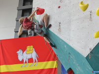 ����� 200 ���������� ��������� � ����� �� ������������