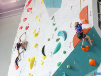 ����� 200 ���������� ��������� � ����� �� ������������