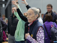 ����� 200 ���������� ��������� � ����� �� ������������