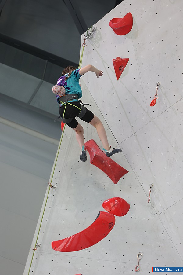 ����� 200 ���������� ��������� � ����� �� ������������. ���������� �� ������, ����������, ������� � ������� ����������� �� ������ ����������