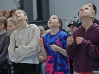 ����� 200 ���������� ��������� � ����� �� ������������