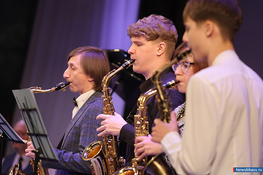 "����������� ����� XX ����" ����������� ������� ������. �������� ��������������� ������� ��������� � �������� �������� � ������������ �������� ���������