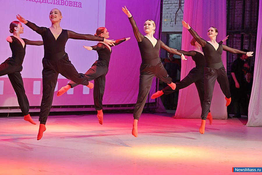 "����������� ����� XX ����" ����������� ������� ������. �������� ��������������� ������� ��������� � �������� �������� � ������������ �������� ���������