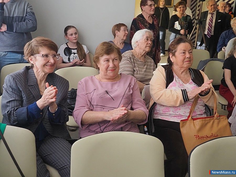 ��� ����������� � ���������� ������ ����� ������?. ����� 300 ������� �������������� �� ������������� ����� "����������" � "���������"