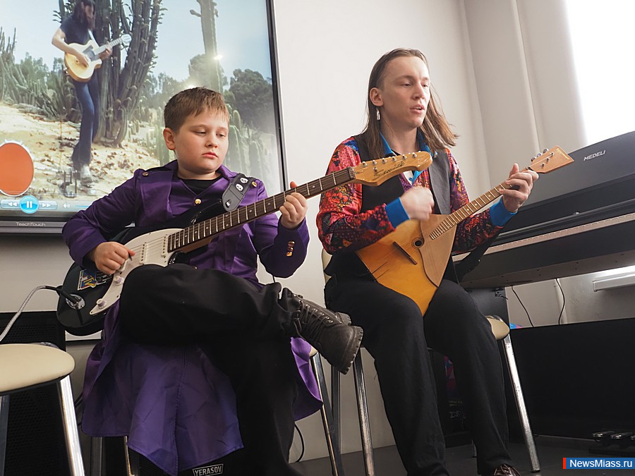 ��� ����������� � ���������� ������ ����� ������?. ����� 300 ������� �������������� �� ������������� ����� "����������" � "���������"