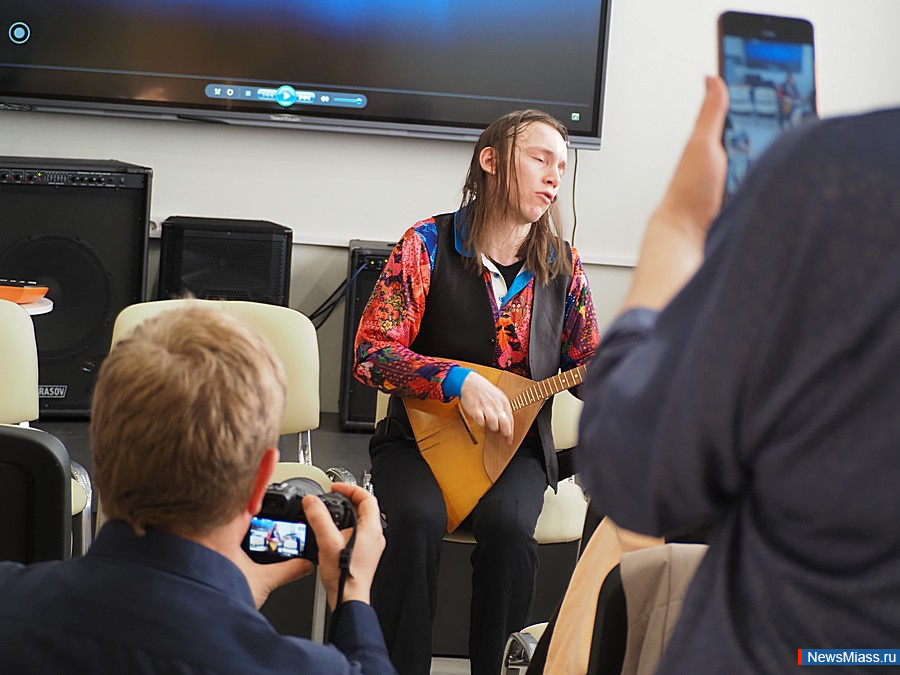 ��� ����������� � ���������� ������ ����� ������?. ����� 300 ������� �������������� �� ������������� ����� "����������" � "���������"