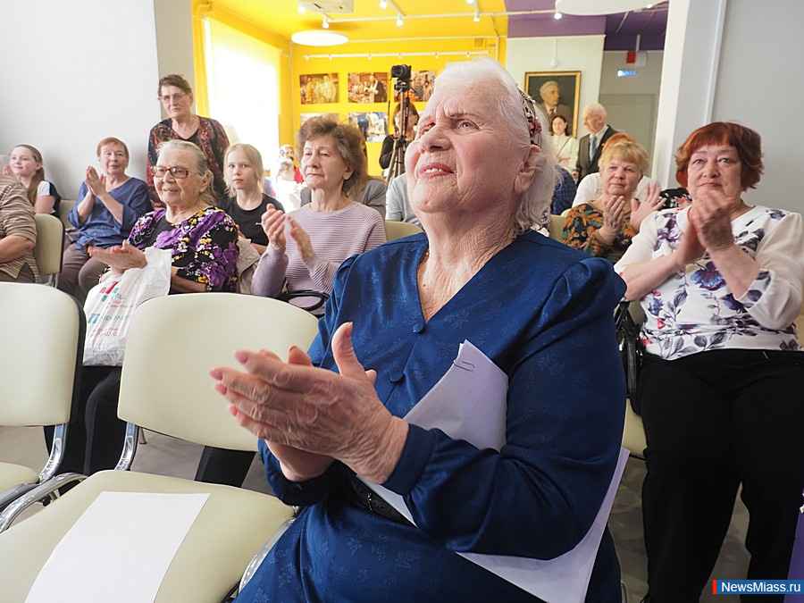 ��� ����������� � ���������� ������ ����� ������?. ����� 300 ������� �������������� �� ������������� ����� "����������" � "���������"