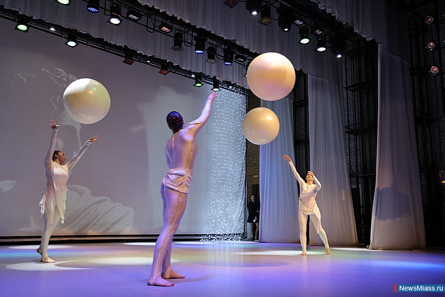 �������� ������ �������� ��������� "����� �������". ������ ���������� ����� "������" ����������� �������� ����� � ��������� �������� �������