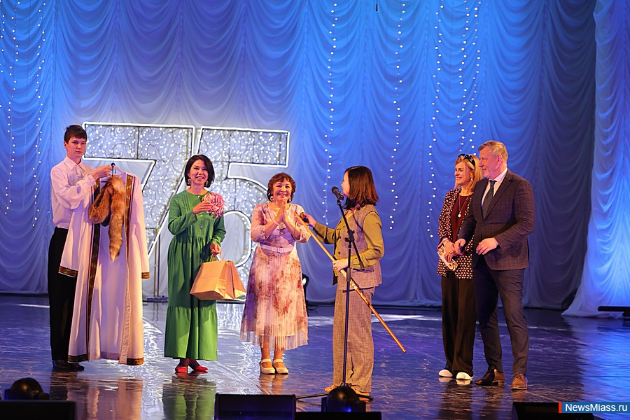 ��������� ������������ �������� "������" ������� ������. ����� ���������� �� ������ � ���������� � �������� ������������ ��������, � ����� ������� ���������� �������� ������ �����������