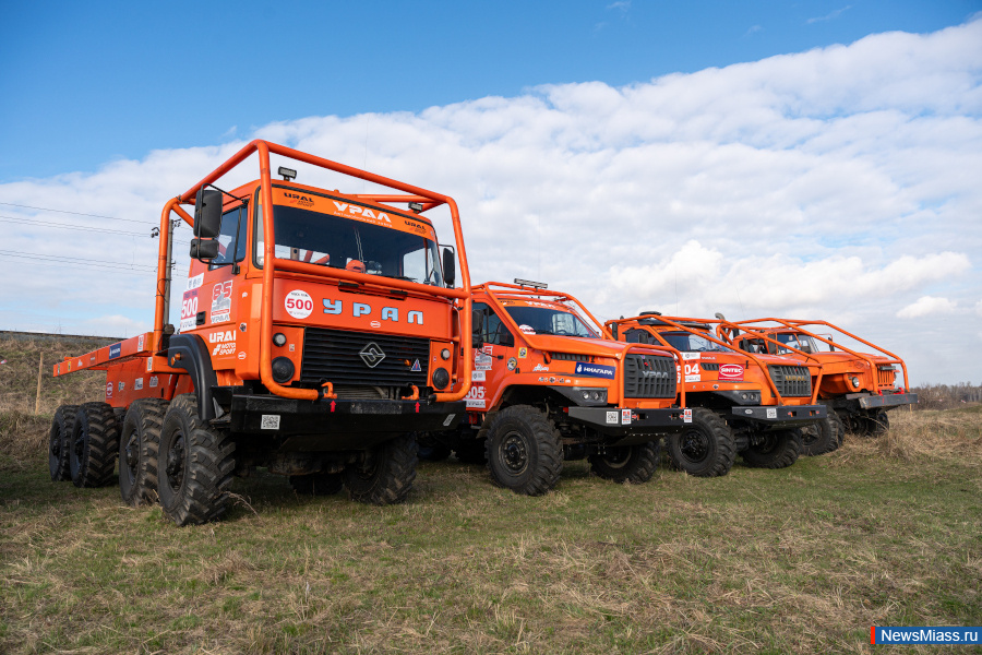 Ural motorsport ���� ������ � ������� �� "RFC Ural & Truck Trial". � ������������� ������� ������� ���������� ���������� �� ������ � ����������