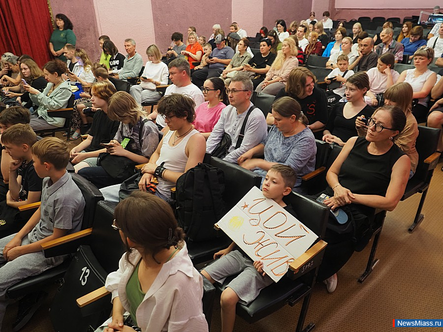 �������, ����������� ������ ������� ���, ������ � ������. ��������� "������ ����������� ����� ��" ���� ��������� �������������� ���������-������������ �����, ��������� � ����������� ���������