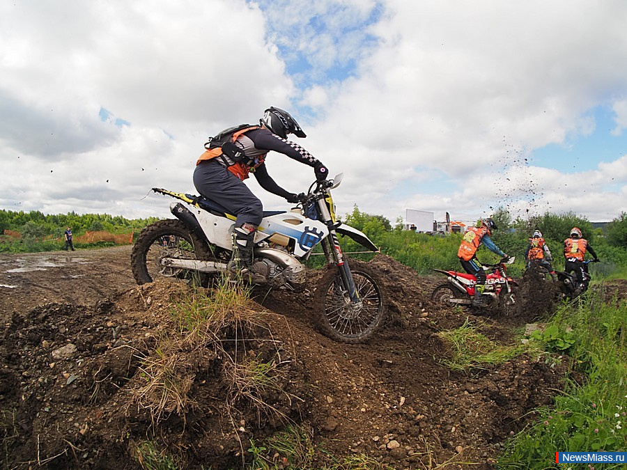 � ������ ������ ���������� ��������� ������������ ��������. ��������� "OFF-ROAD 2.0" ������ ����������� �� ������������, ������������� � ����������