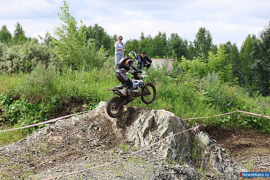 � ������ ������ ���������� ��������� ������������ ��������. ��������� "OFF-ROAD 2.0" ������ ����������� �� ������������, ������������� � ����������