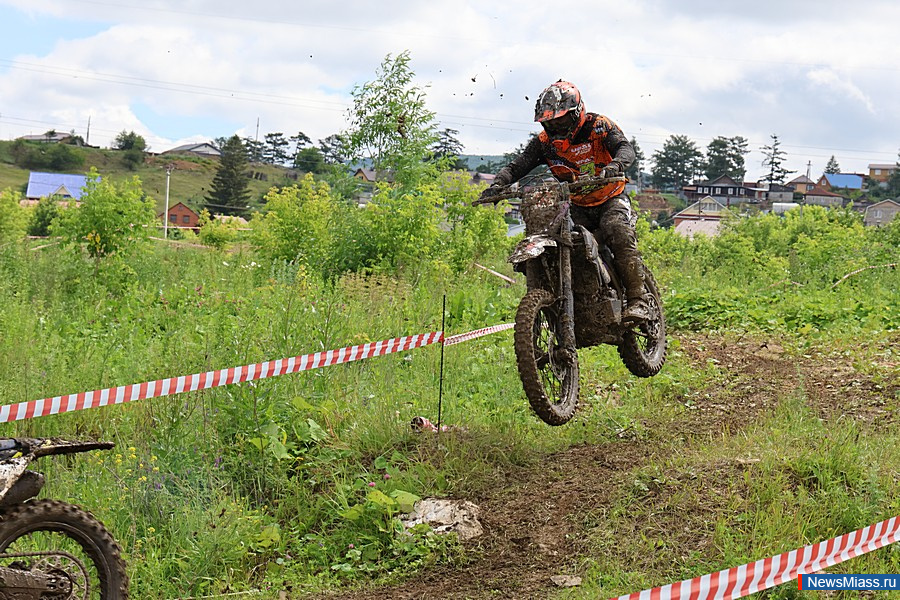 � ������ ������ ���������� ��������� ������������ ��������. ��������� "OFF-ROAD 2.0" ������ ����������� �� ������������, ������������� � ����������