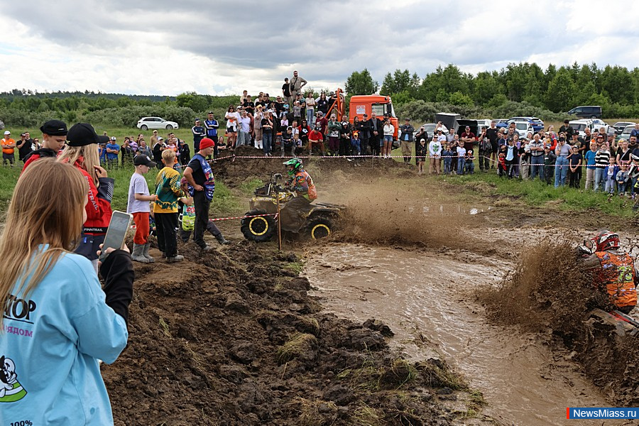 � ������ ������ ���������� ��������� ������������ ��������. ��������� "OFF-ROAD 2.0" ������ ����������� �� ������������, ������������� � ����������