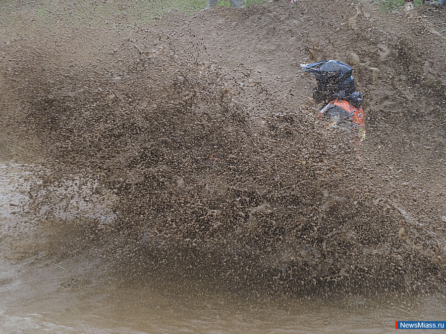 � ������ ������ ���������� ��������� ������������ ��������. ��������� "OFF-ROAD 2.0" ������ ����������� �� ������������, ������������� � ����������