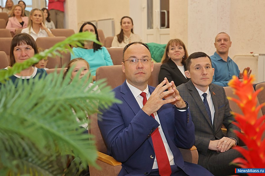 � ������ ������� ����� �������� ������������� �����. ����������� � ��������� "���� � ������" ����� ������� �������� NewsMiass.ru �������� ���������